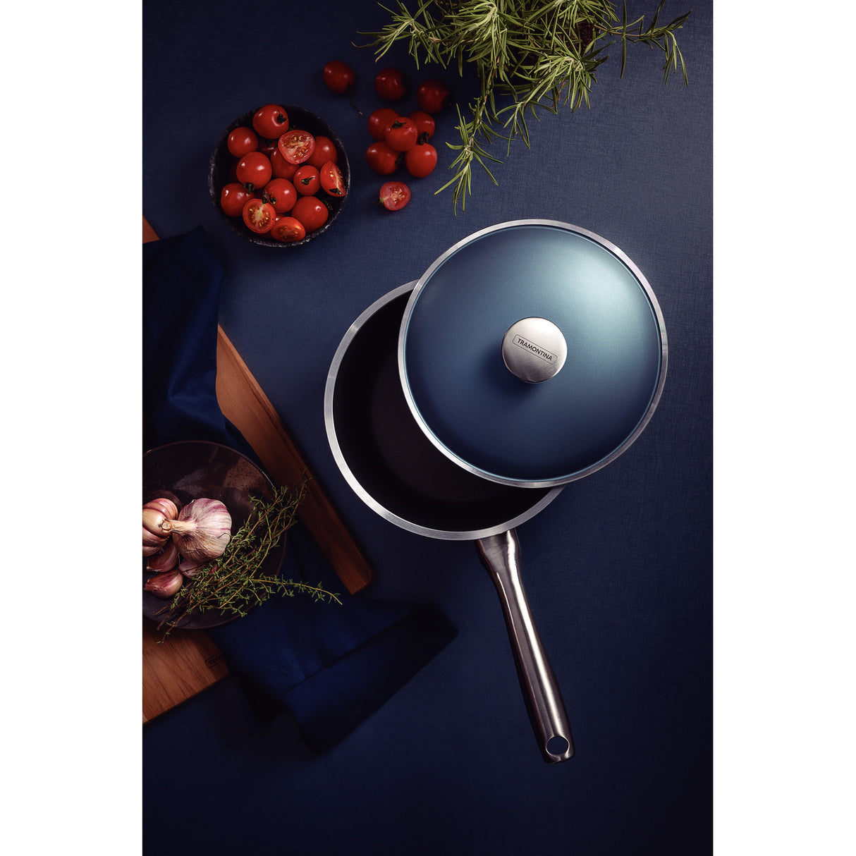 20CM 2.8L SAUCEPAN LYON BLUE