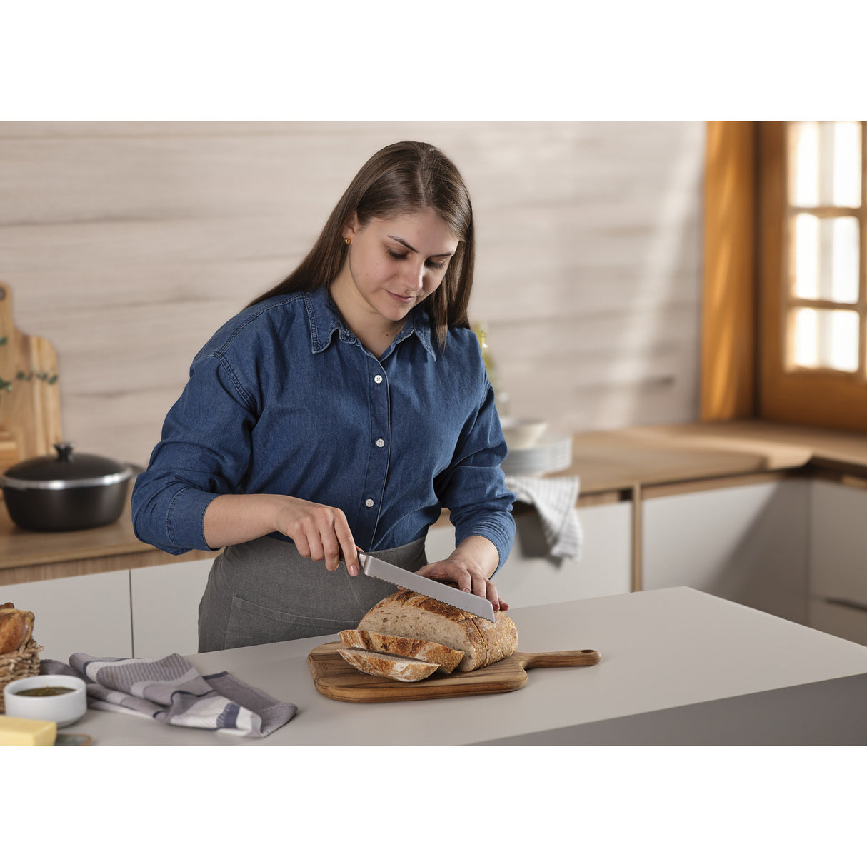 8 colių duonos peilis, pagamintas iš šimtmečio medienos