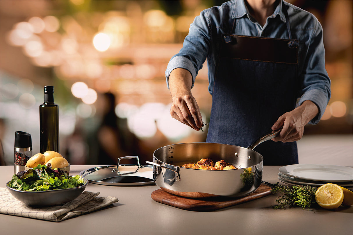 Tramontina Grano 30 cm 5.6 L stainless steel frying pan with tri-ply body, lid and long handle