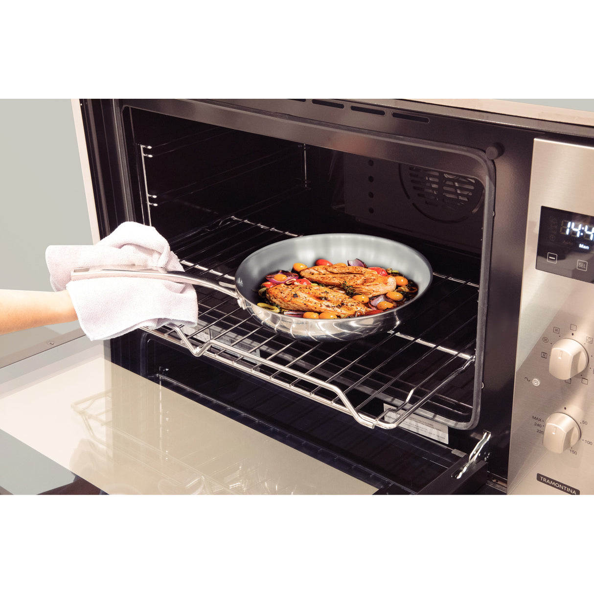 GRANO, 30 cm stainless steel frying pan with tri-ply body and long handle