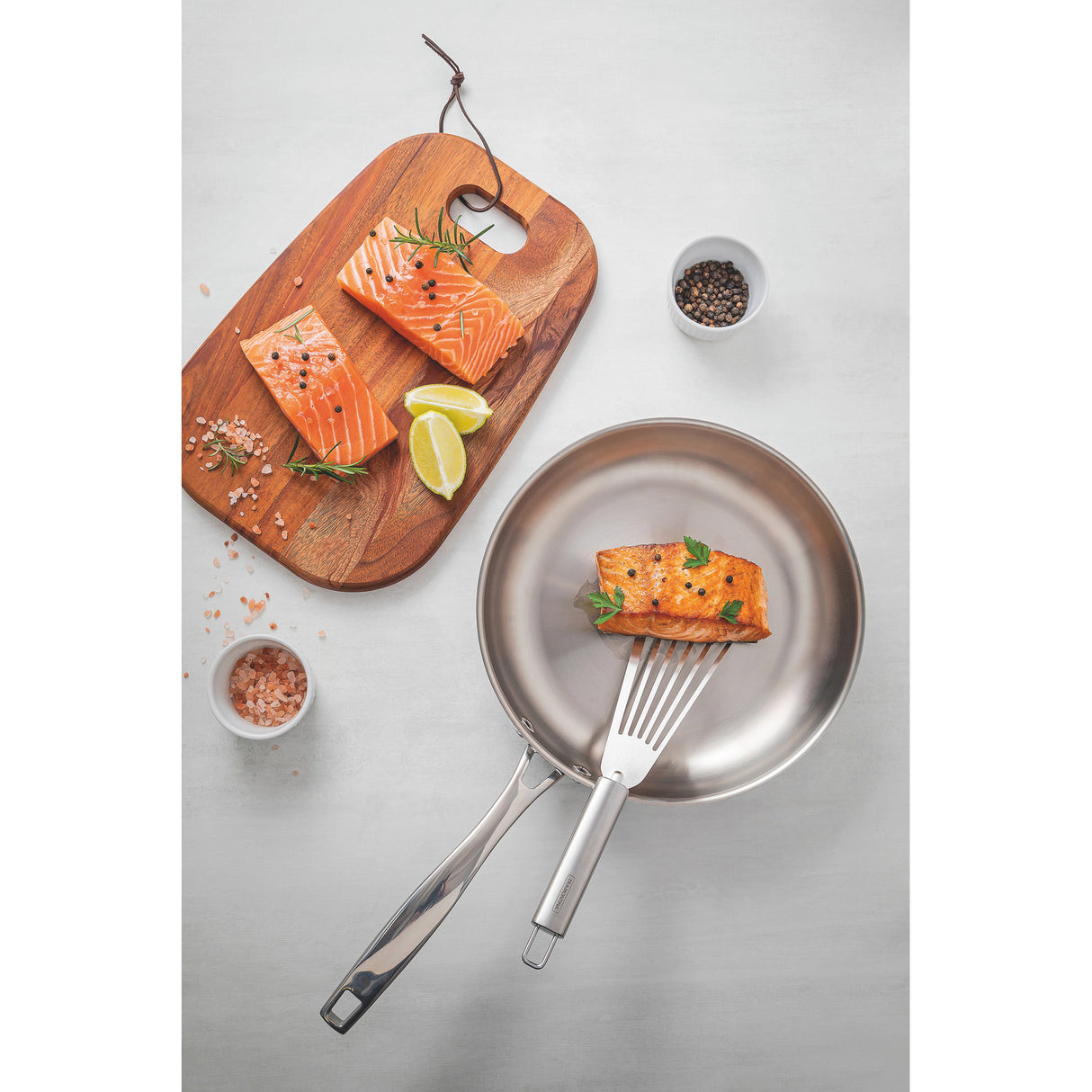 GRANO, 30 cm stainless steel frying pan with tri-ply body and long handle