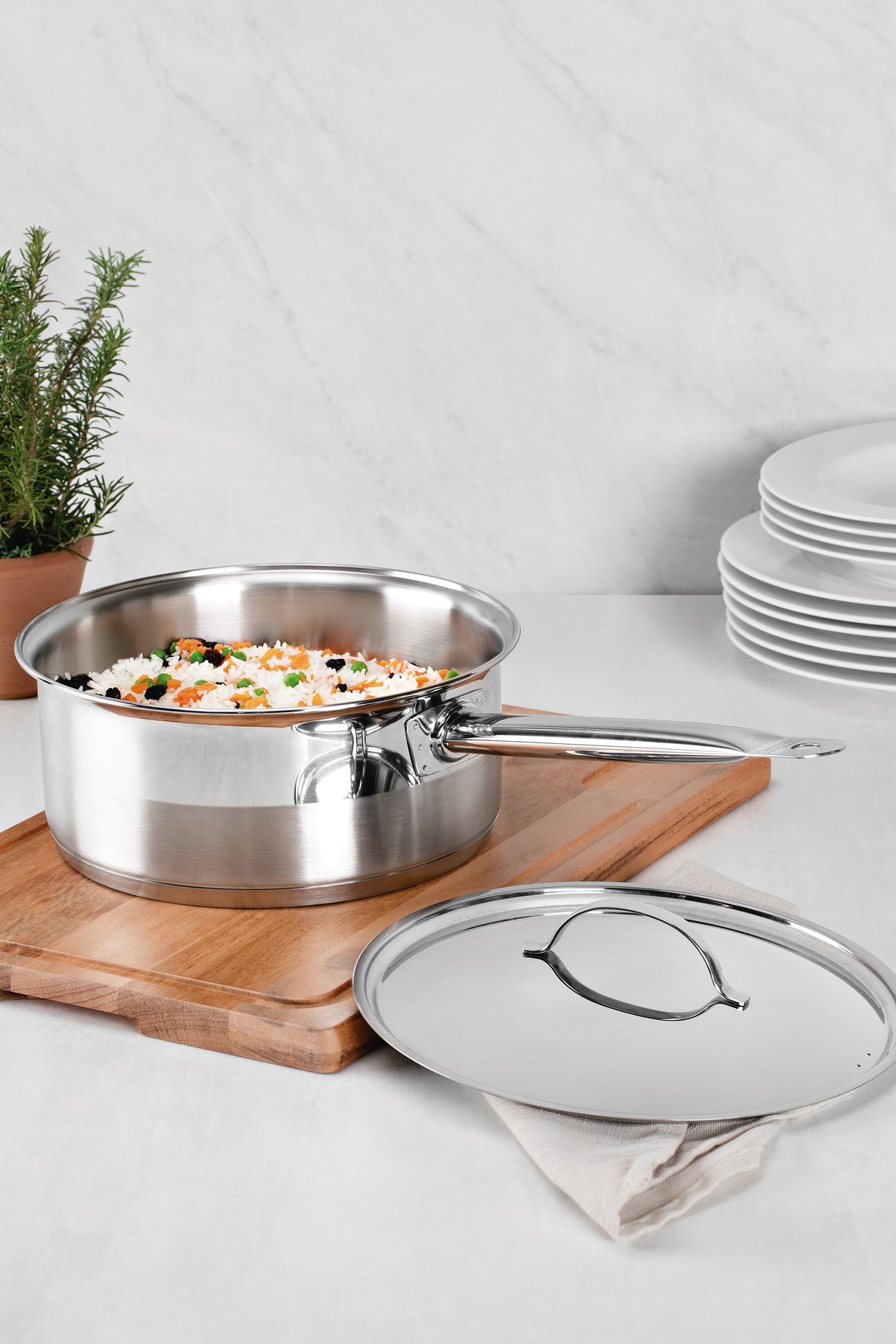 Professional, 20 cm 2,9 l nerūsējošā tērauda mērces katls