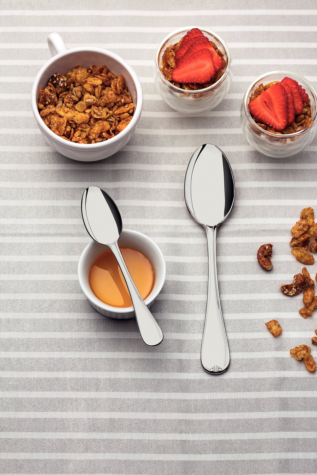 Tramontina nerūdijančio plieno stalo įrankių rinkinys Vicenza, 42 vnt.