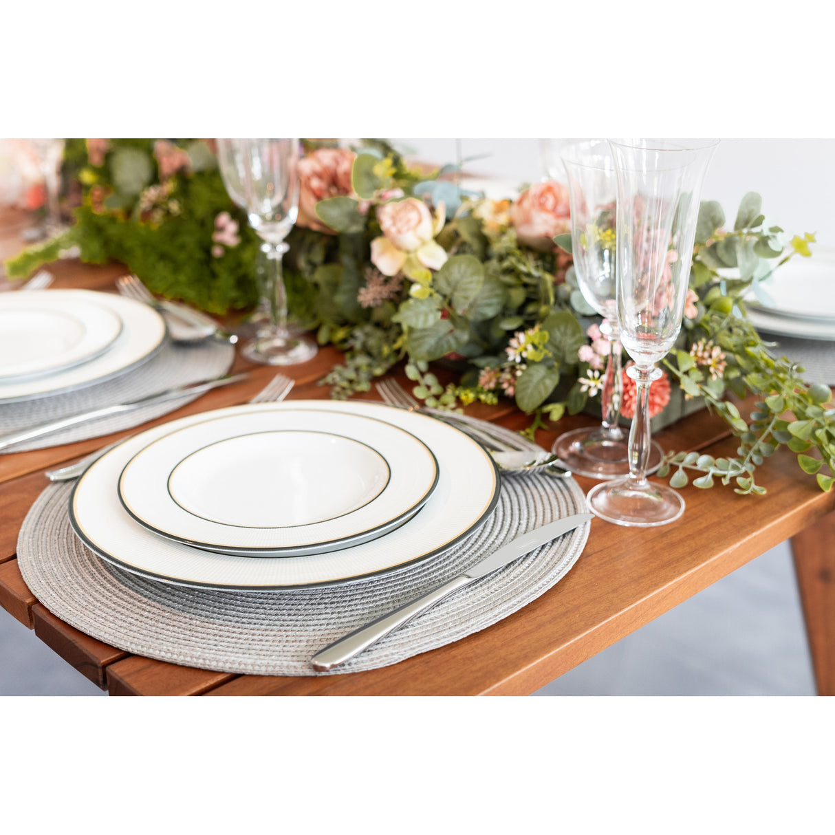 SIENNA dinnerware porcelain set