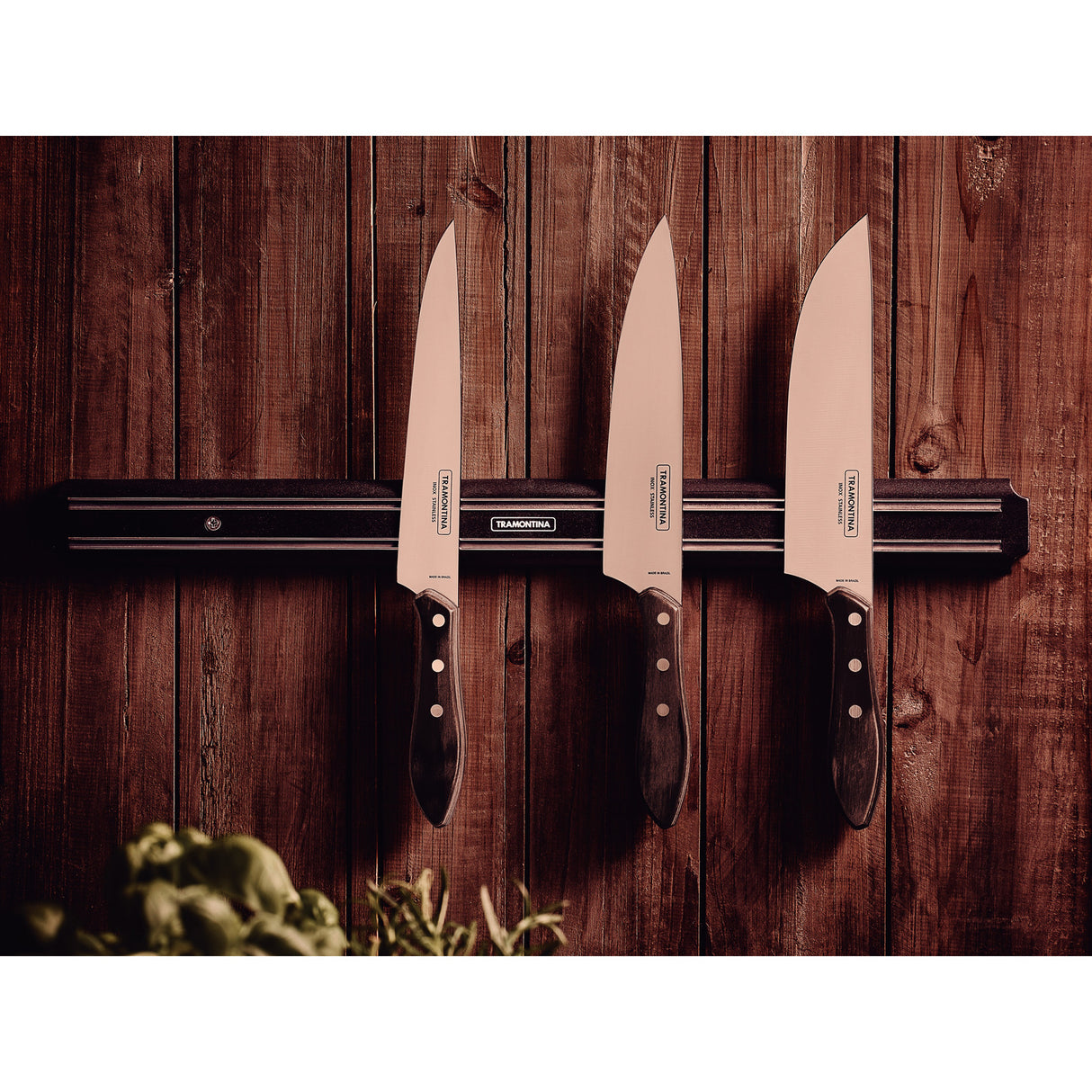 8'' KITCHEN KNIFE POLYWOOD