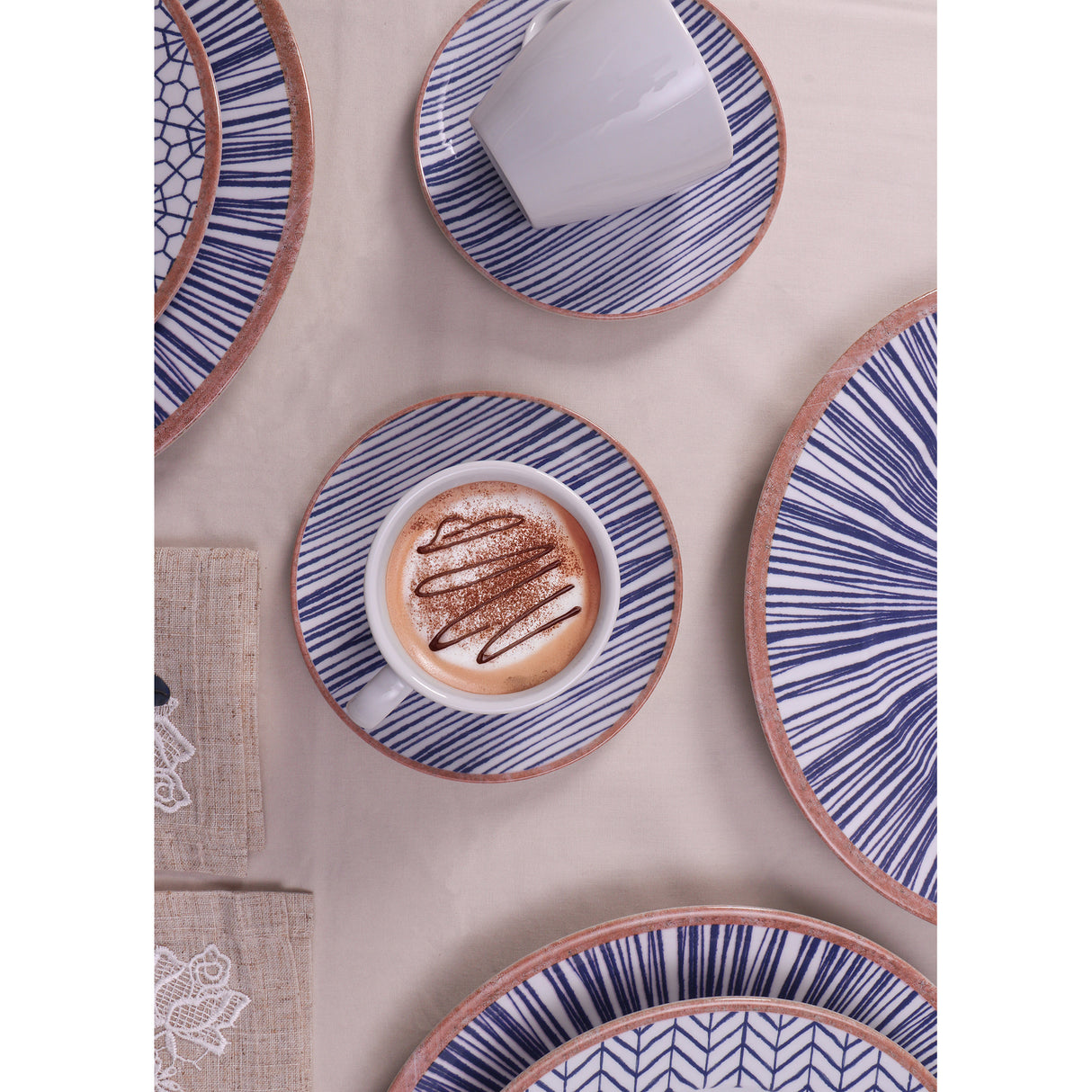 ABSTRATTA dinnerware porcelain set